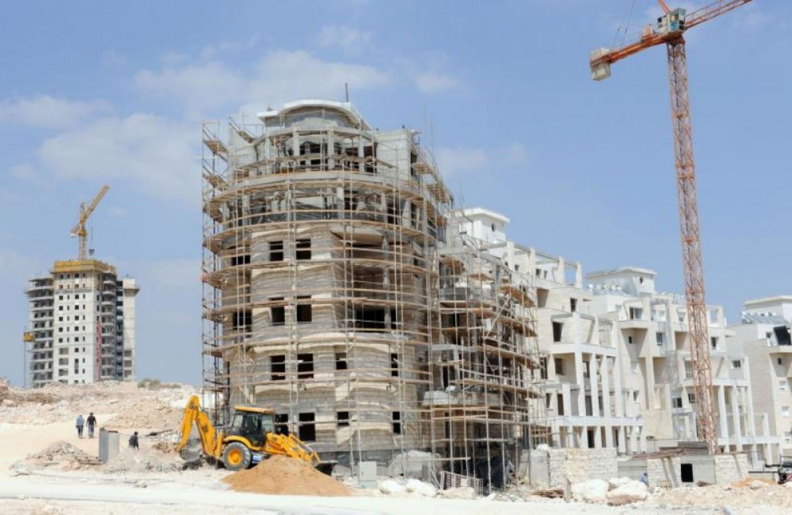 Israel approves 1,000 new settlement units