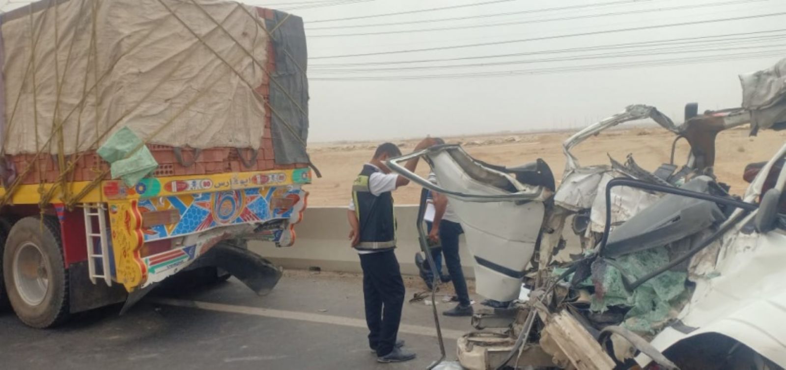 حادث مروّع في مصر يودي بحياة 15 شخصا