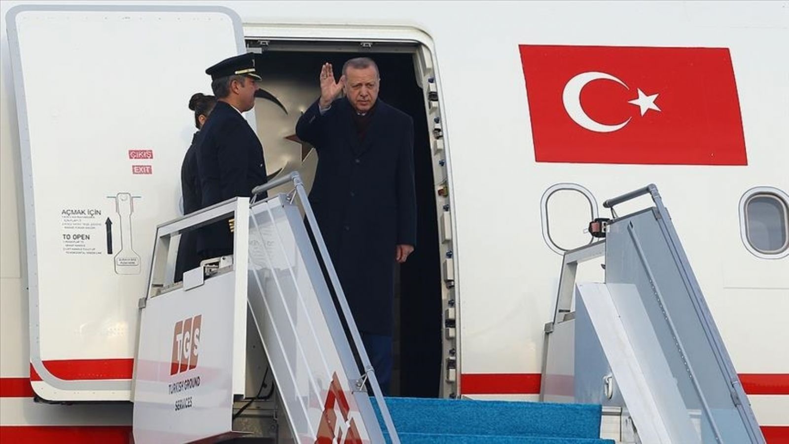 أردوغان يتوجه إلى ولاية عثمانية لتفقد المناطق المتضررة من الزلزال برفقة زعيم حزب "الحركة القومية" دولت بهتشلي