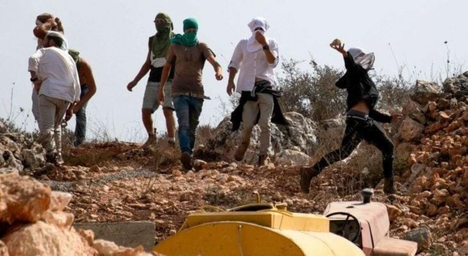 1614 اعتداء وتهجير 1100 فلسطيني في الضفةالغربية منذ عام