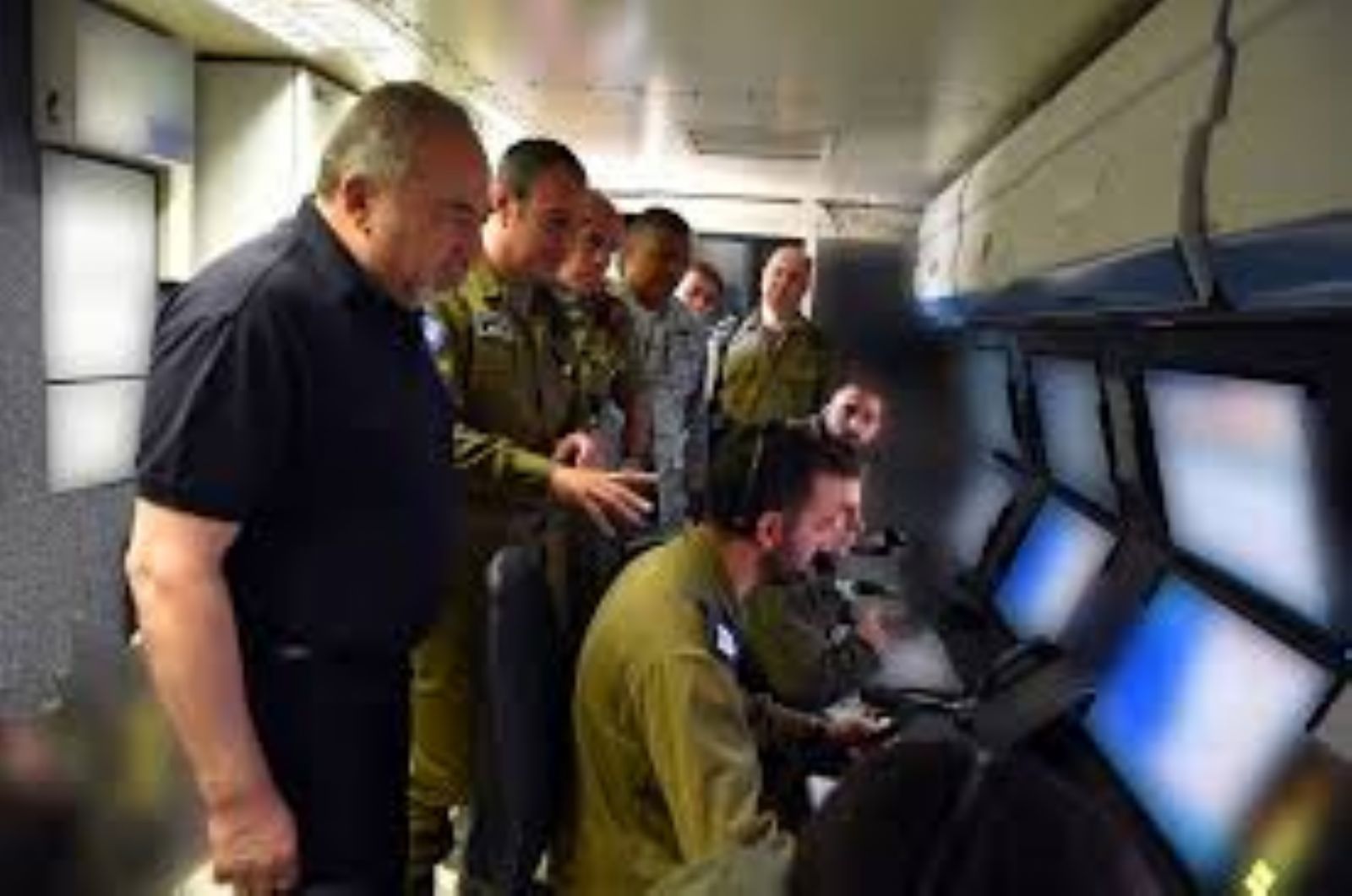 US gives Israel $705m for missile defence programmes