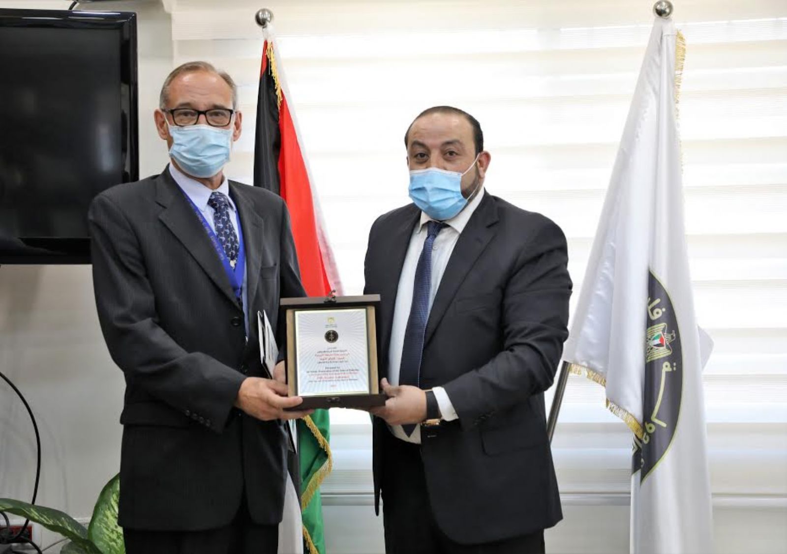 ������ ����� ���� ���� ���� ������ ��������� ����� ����� ������� ������� ���� ����