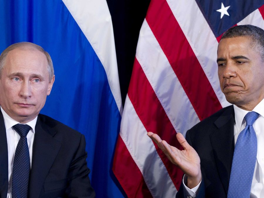 أوباما يحذر روسيا من التدخل بأوكرانيا