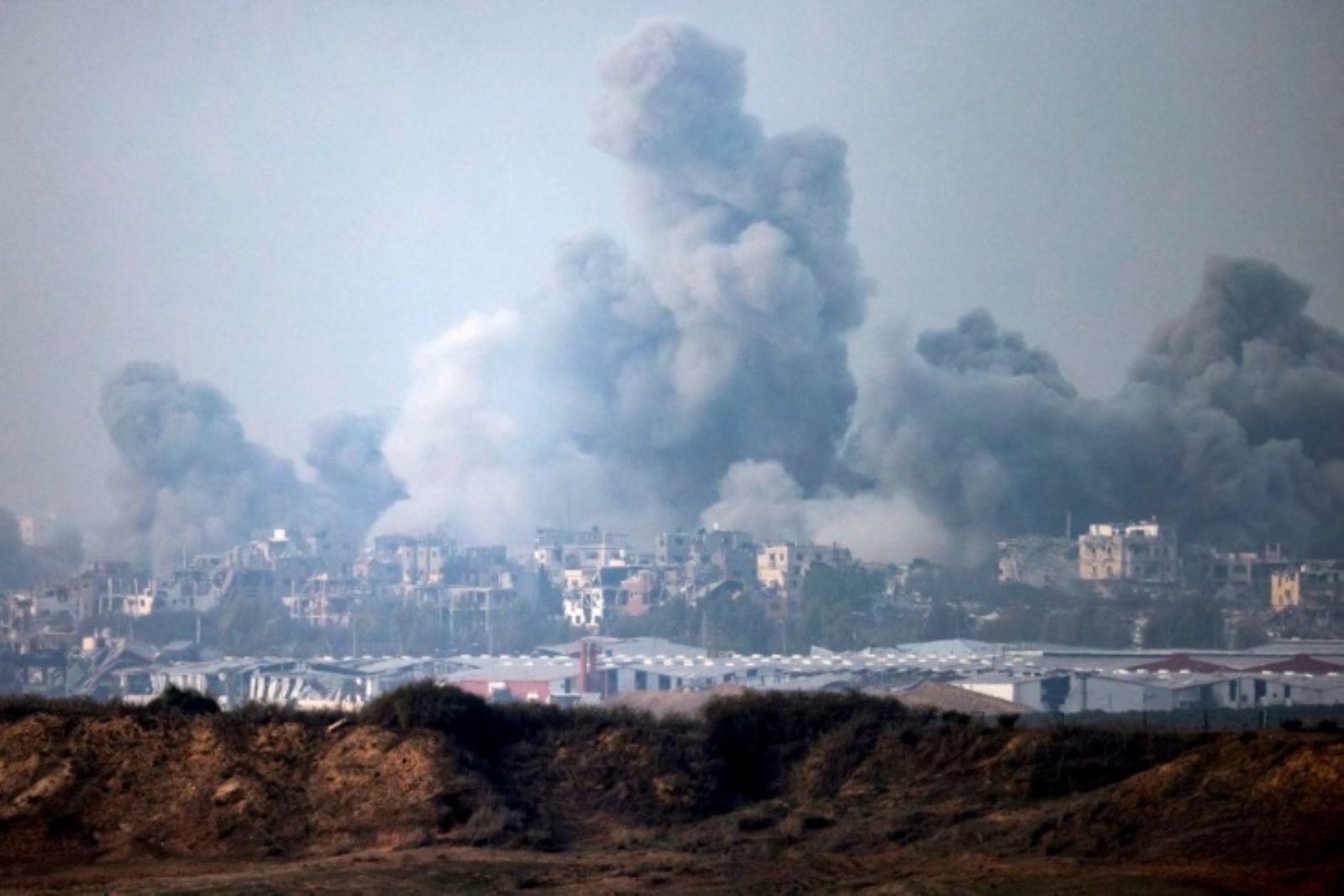فرنسا تدعو إلى هدنة إنسانية جديدة "فورية ودائمة" في غزة