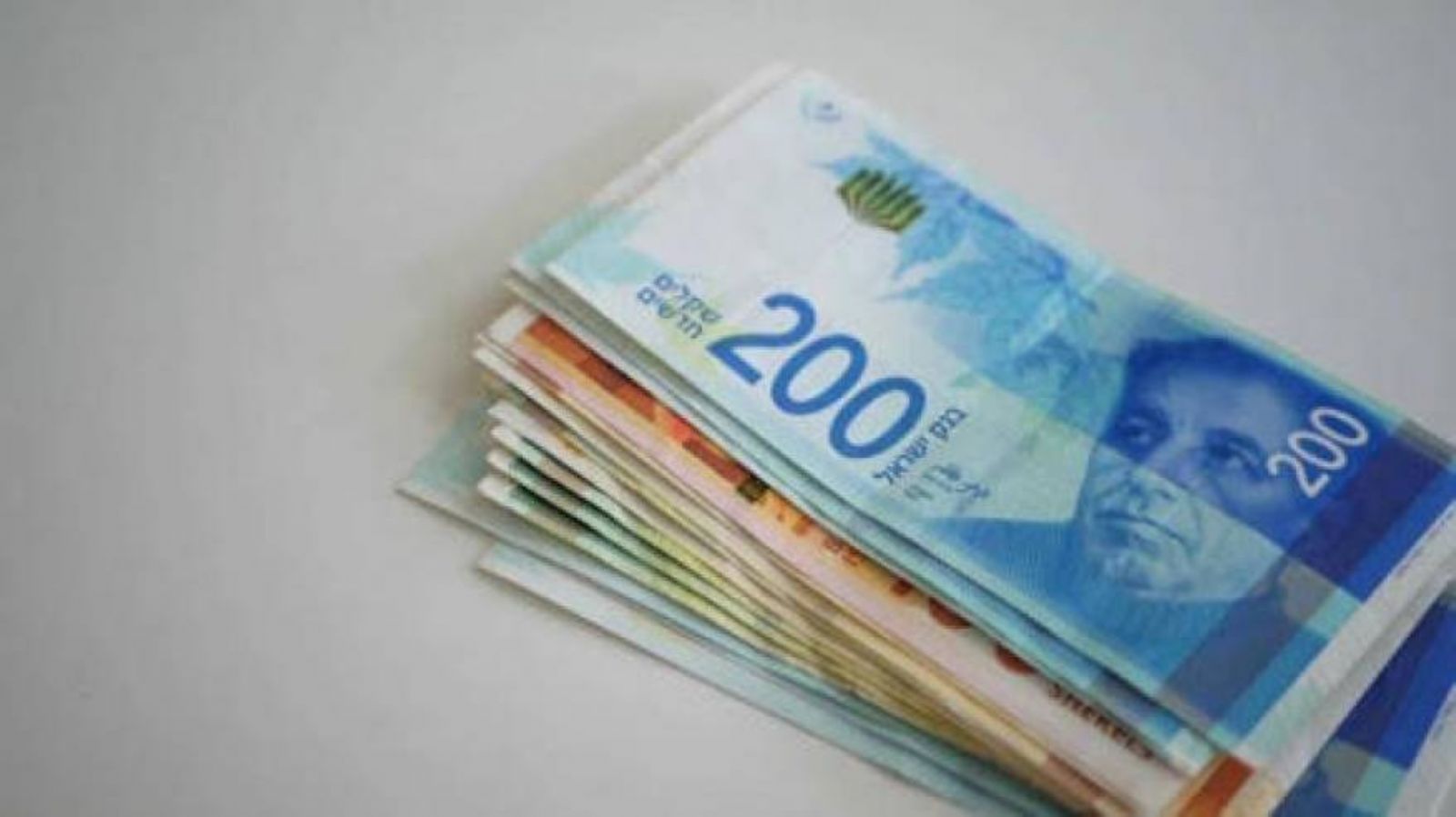      800  